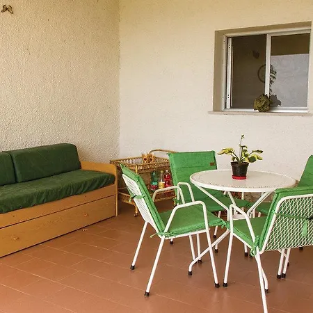 Four-bedroom Holiday Pg With Lake View 02 度假居 特拉西梅诺湖畔托罗