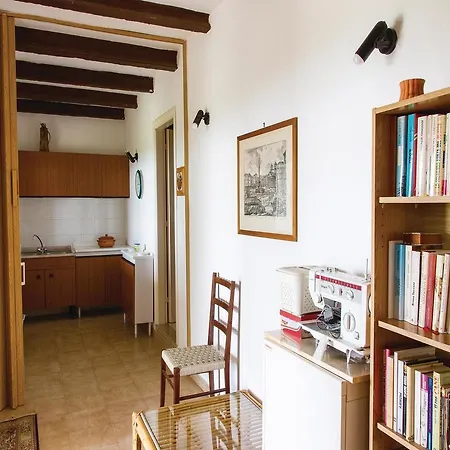 Nyaraló Four-bedroom Holiday Pg With Lake View 02