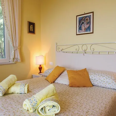 Four-bedroom Holiday Pg With Lake View 02 Nyaraló *