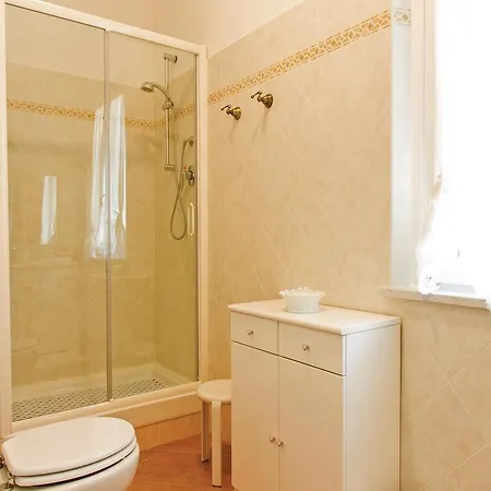 Four-bedroom Holiday Pg With Lake View 02 Nyaraló Tuoro sul Trasimeno